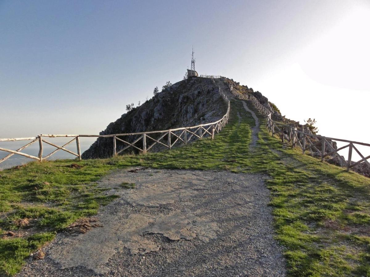 Montesanto 116 Lägenhet Cosenza Exteriör bild